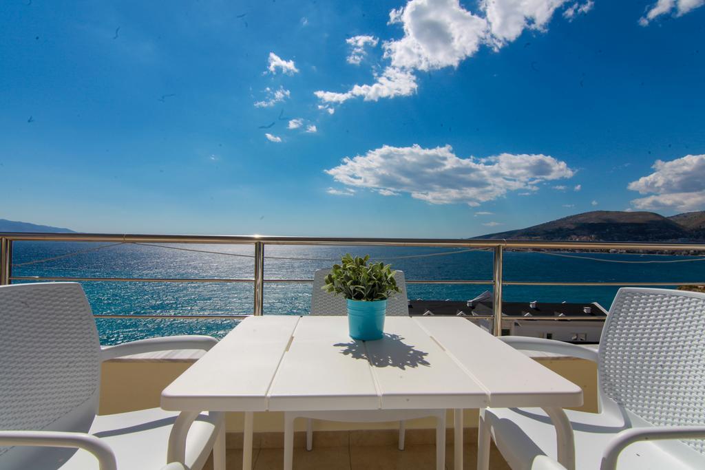 Blue Sea Apartments Saranda Kültér fotó