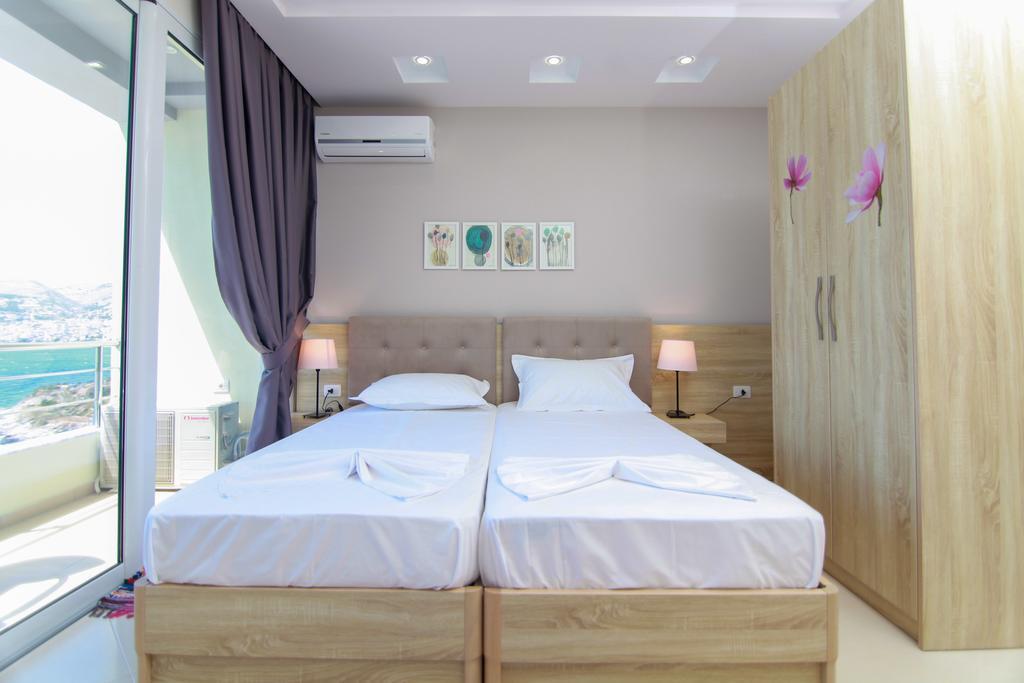 Blue Sea Apartments Saranda Kültér fotó