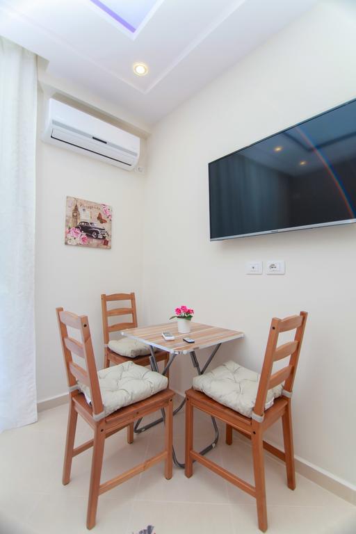 Blue Sea Apartments Saranda Kültér fotó